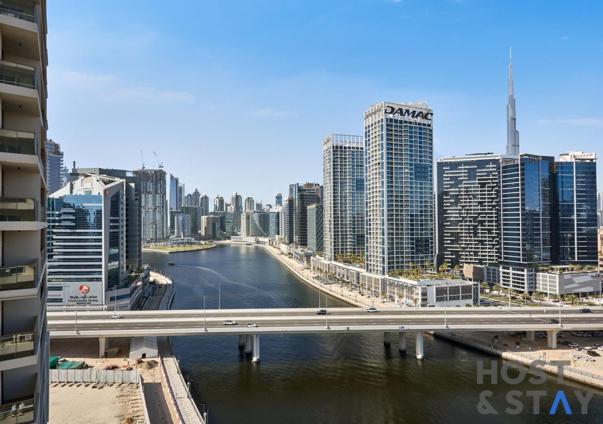 Stylish Renovated 1-bedroom In Mayfair Residency * Dubai